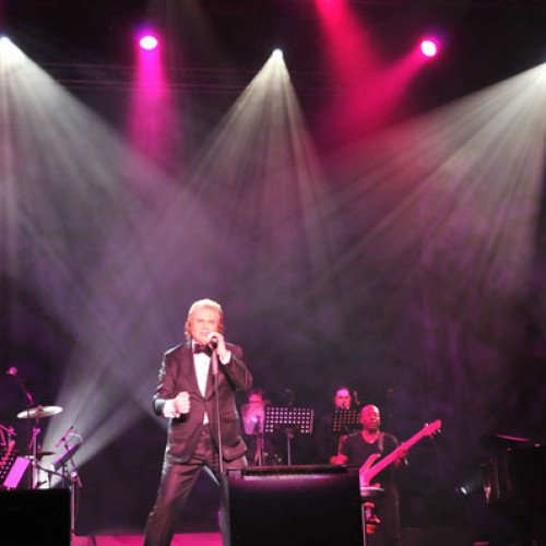 Engelbert Humperdinck 2012 Live In Singapore