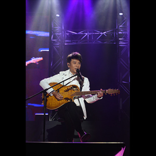 Hacken Lee 30th Anniversary Concert in Singapore » UnUsUaL